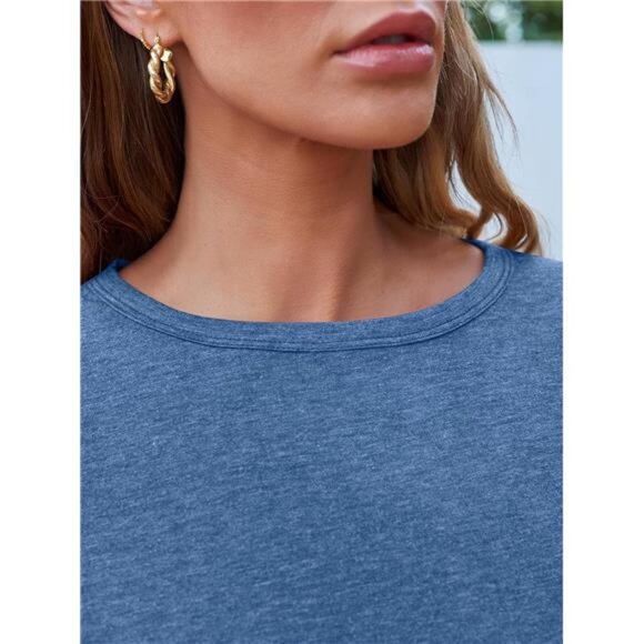 Essential Long Sleeve Crewneck Top - Versatile Basic Tee for Work & Workouts - Picture 5 of 7